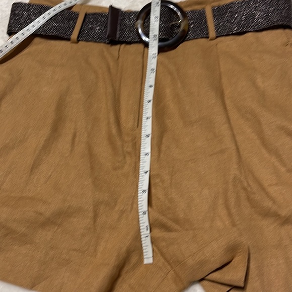 Zara tan linen pleated front belted shorts high waisted size large - Picture 7 of 16